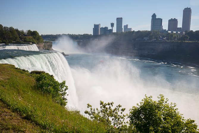Niagara Falls, Toronto & 1000 Islands - Niagara Falls, Toronto & 1000 Islands, 3 Day Tour from NYC - English - USD